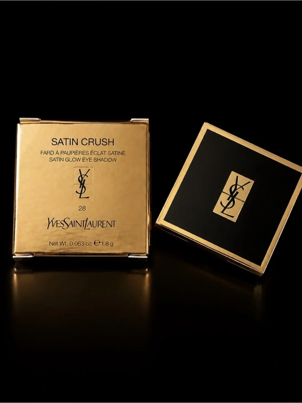 Yves Saint Laurent Satin Crush Mono Eyeshadow 28 Unconforming Taupe